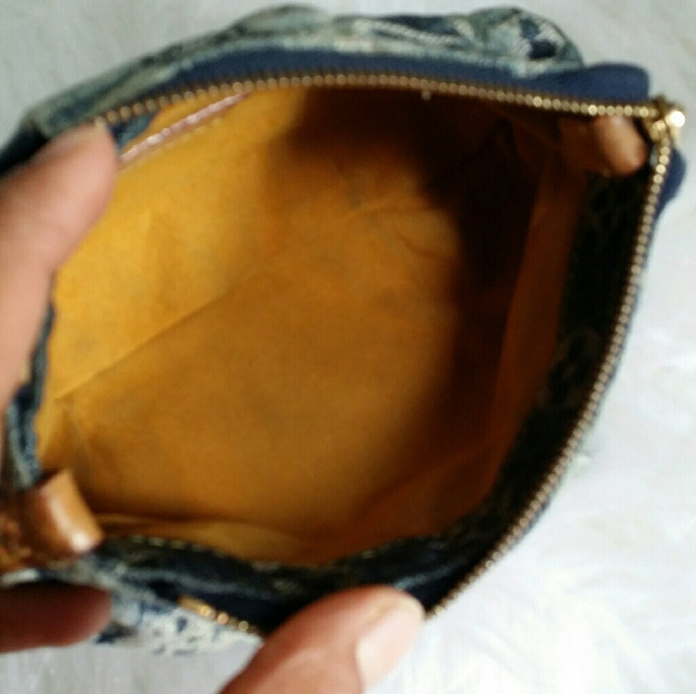 AUTH LV Denim Trousse Raye cosmetic pouch - Picture 3 of 4